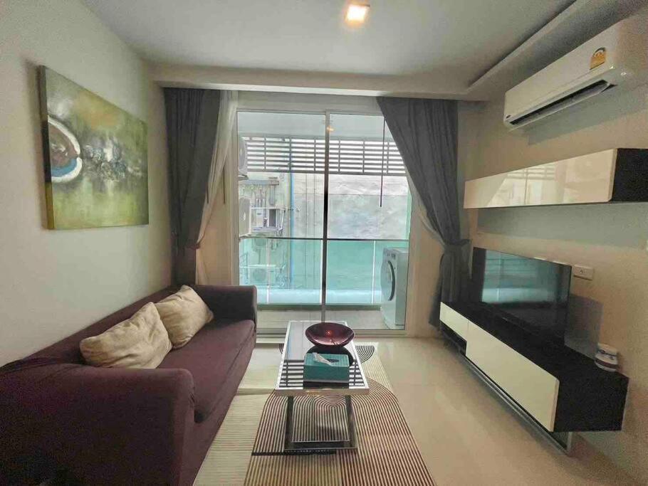 1 Bedroom In Sukhumvit Cbd 5 Min To Bts Phromphong Pangsapuri